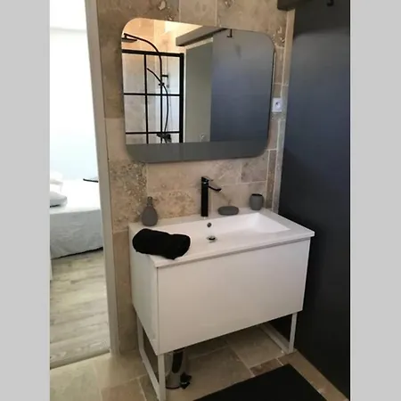Les Alizes Côté Piscine Proche Bord De *