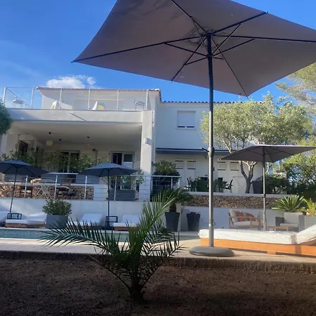 Les Alizes Côté Piscine Proche Bord De Casa de Férias Saint-Raphaël