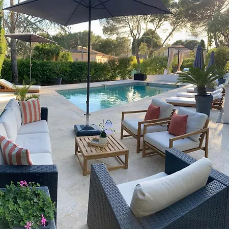 Les Alizes Côté Piscine Proche Bord De *