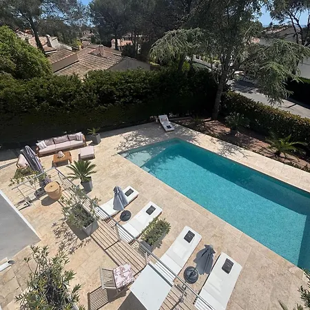 Casa de Férias Les Alizes Côté Piscine Proche Bord De Saint-Raphaël